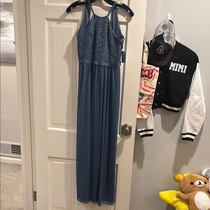 Elegant Blue Lace Maxi Dress